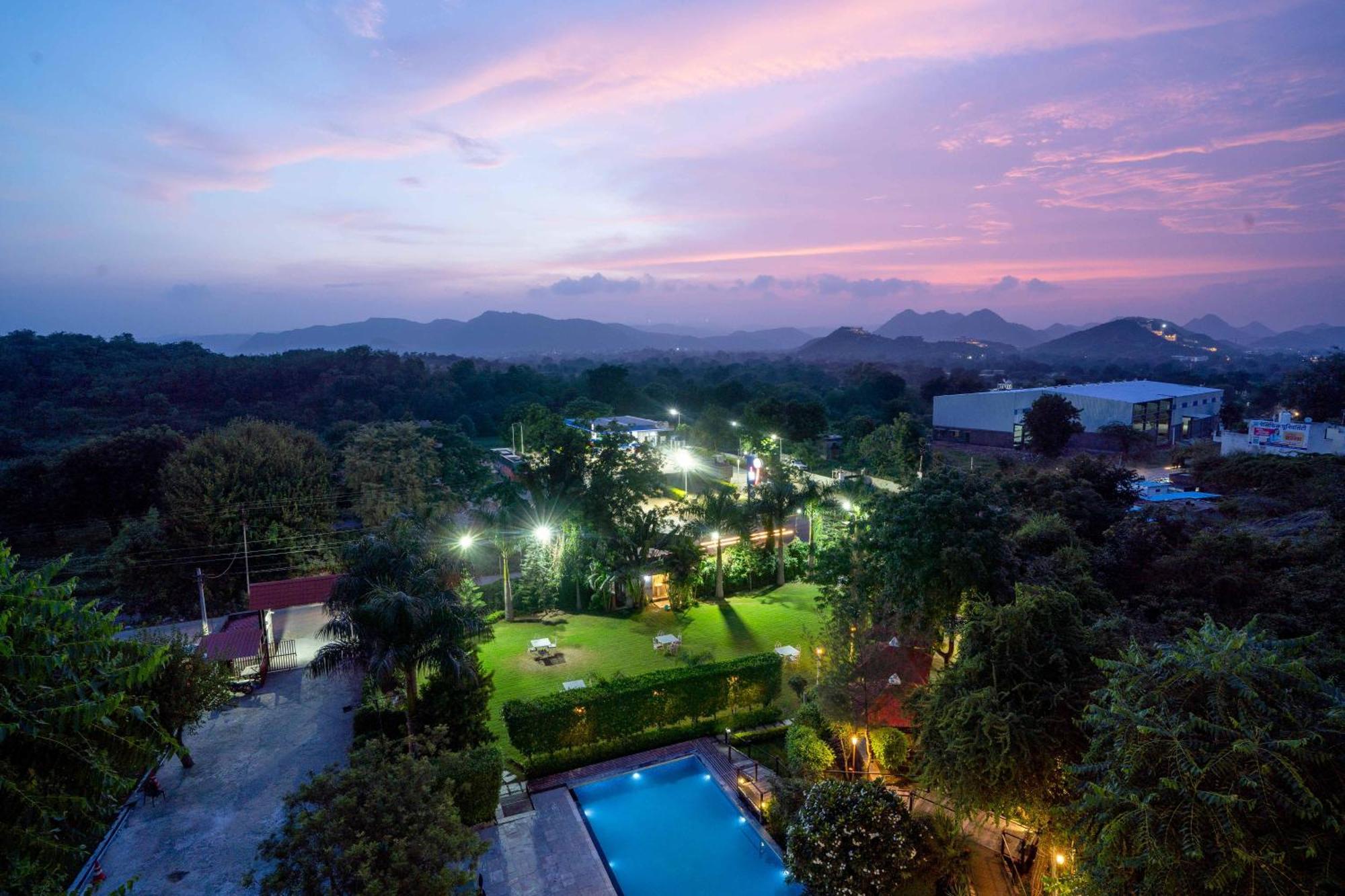Hotel Treebo The Aravali Getaway Udaipur Esterno foto