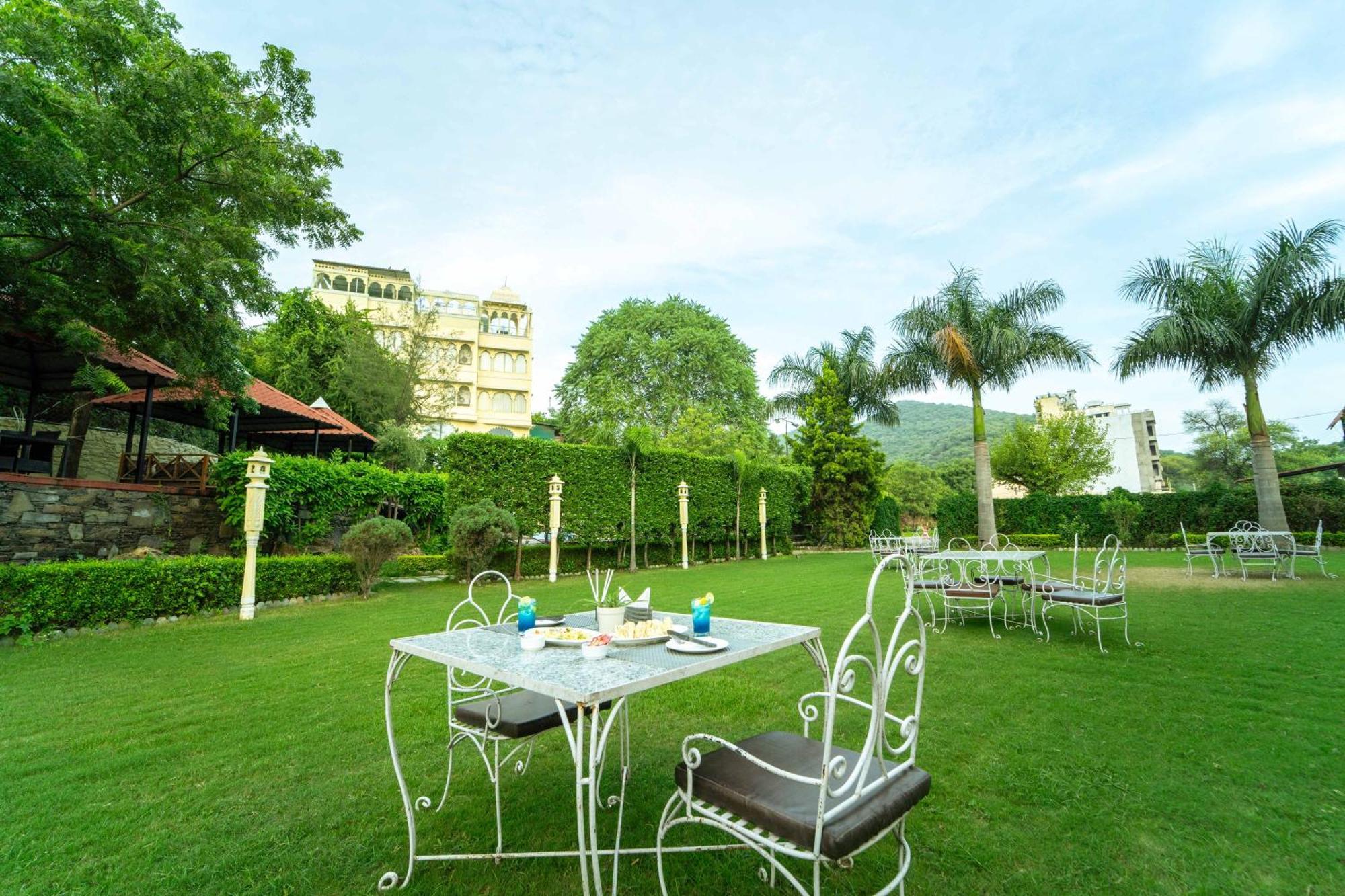 Hotel Treebo The Aravali Getaway Udaipur Esterno foto