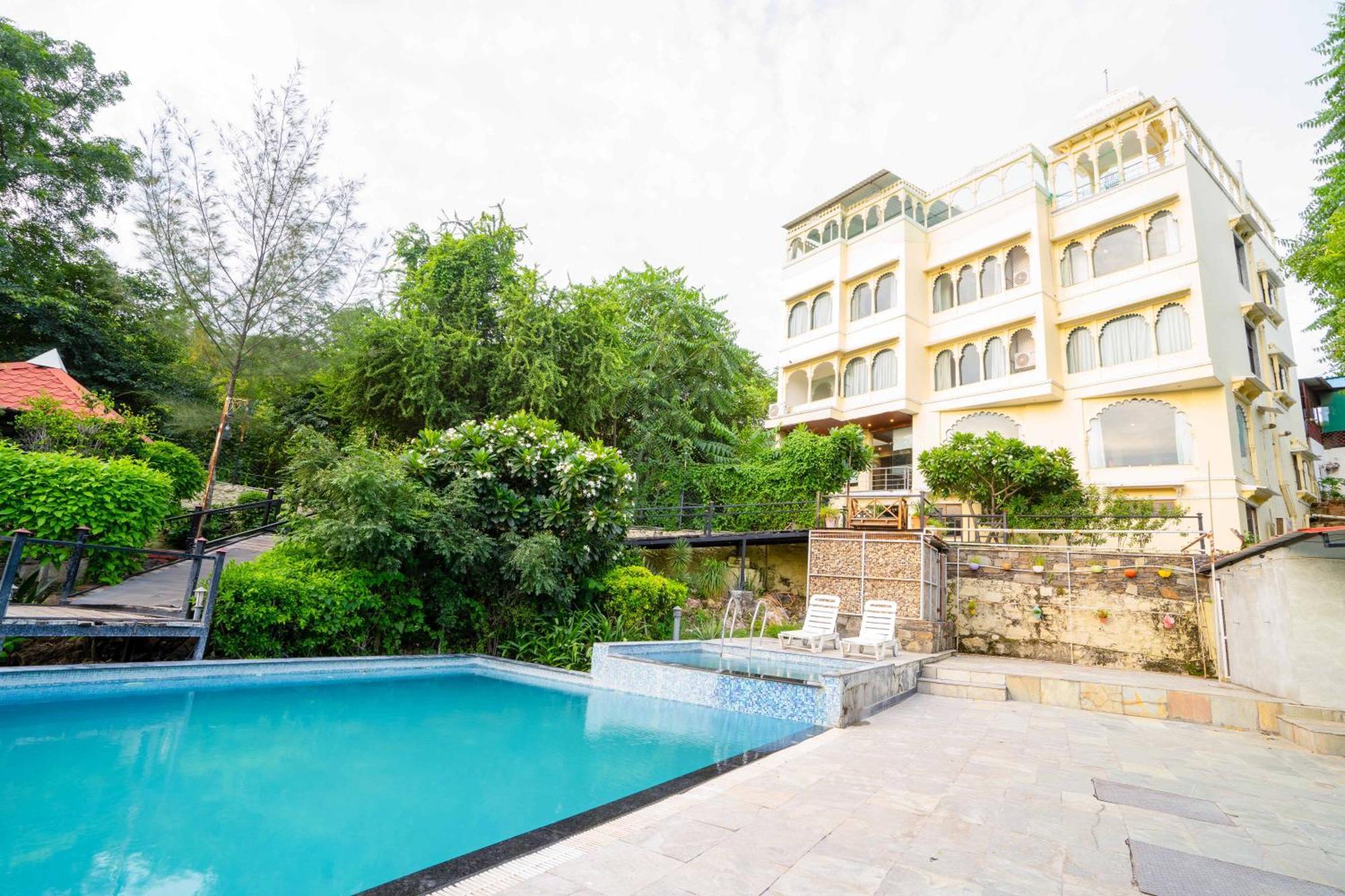 Hotel Treebo The Aravali Getaway Udaipur Esterno foto