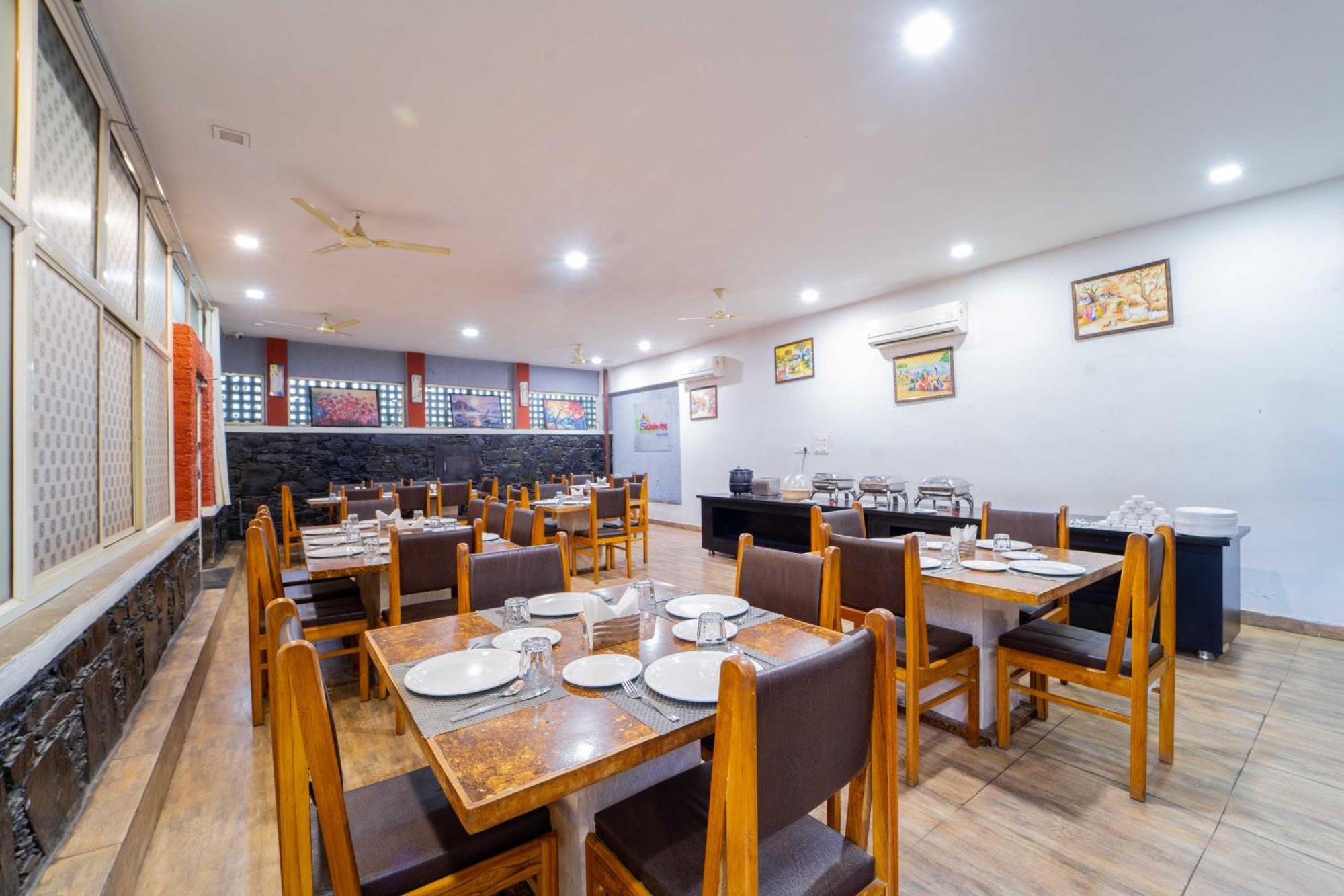 Hotel Treebo The Aravali Getaway Udaipur Esterno foto